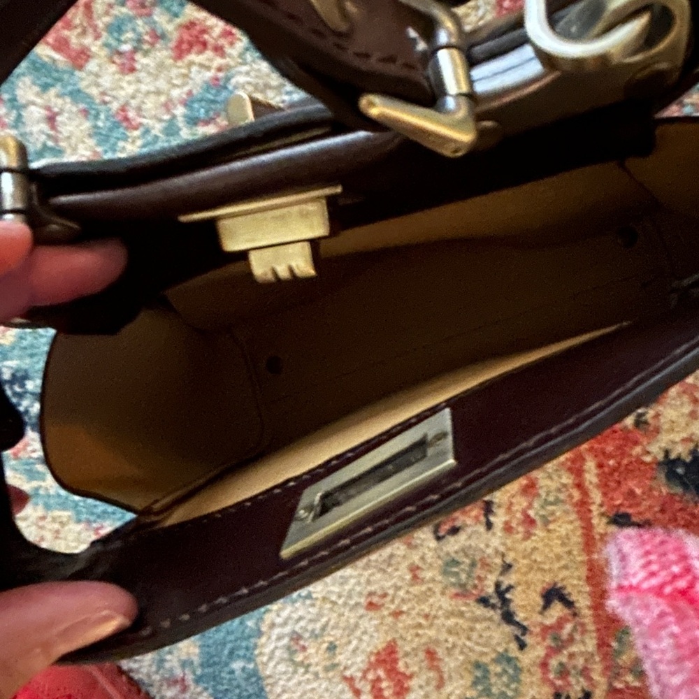 Vera Pelle Chocolate Brown Leather Satchel with Gold Hardware - Picture 5 of 12
